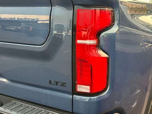 Used 2026 Chevrolet Silverado 2500 LTZ w/ LTZ Plus Package AWD/4WD image 8