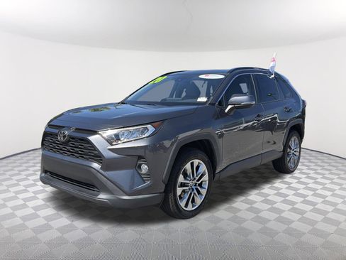 Certified 2020 Toyota RAV4 XLE Premium FWD image 3