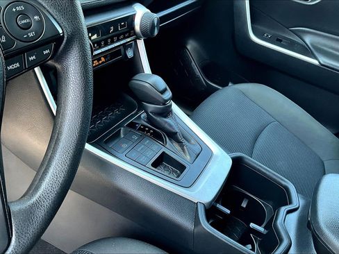 Used 2024 Toyota RAV4 LE image 16