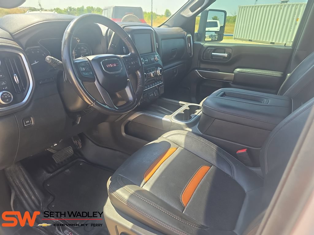 Used 2022 GMC Sierra 2500 AT4 w/ AT4 Premium Plus Package AWD/4WD image 16