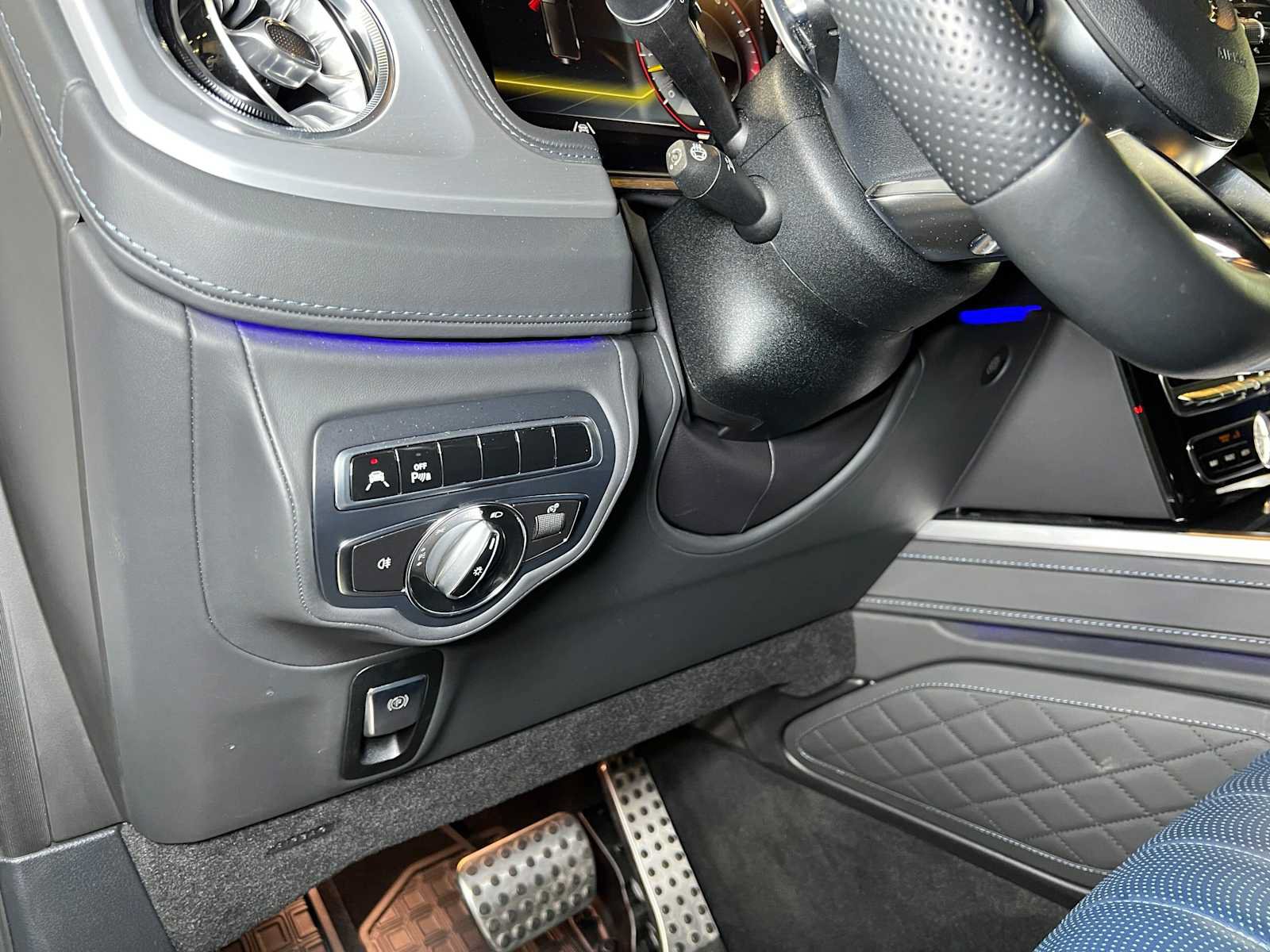 Certified 2024 Mercedes-Benz G 63 AMG 4MATIC image 28
