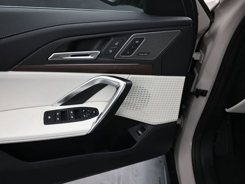 New 2026 BMW X1 xDrive28i w/ Convenience Package image 14