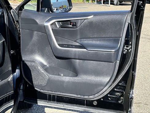 Certified 2024 Toyota RAV4 LE image 22