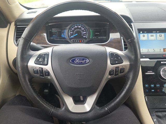 Used 2018 Ford Taurus Limited FWD image 38