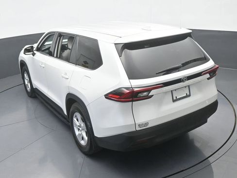 Used 2025 Toyota Grand Highlander FWD image 46