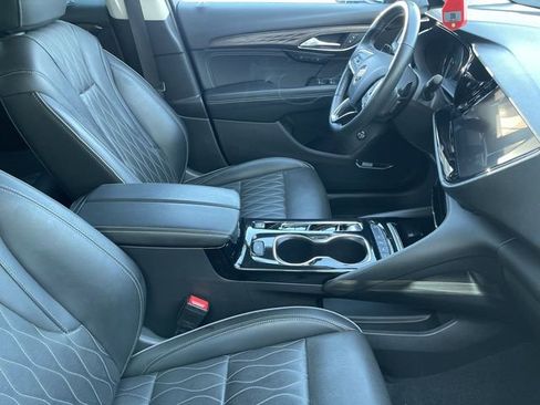 Used 2022 Buick Envision Avenir w/ Technology Package II FWD image 20