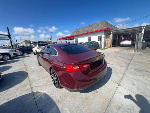 Used 2016 Chevrolet Malibu LT w/ Leather Package FWD image 5