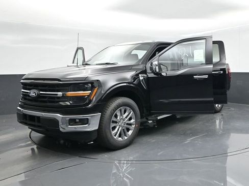 New 2025 Ford F150 XLT w/ Equipment Group 302A MID RWD image 60