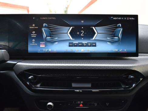 Used 2025 BMW 430i xDrive Convertible w/ Premium Package AWD/4WD image 36