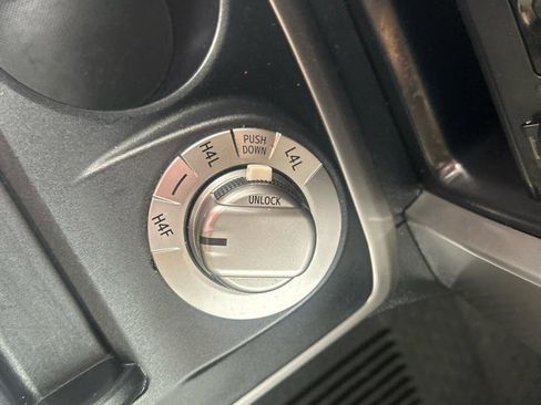 Used 2016 Toyota 4Runner Limited AWD/4WD image 22