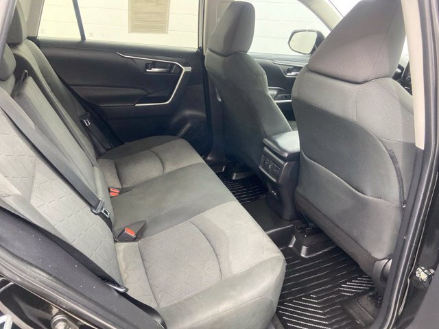 Used 2022 Toyota RAV4 XLE AWD/4WD image 22