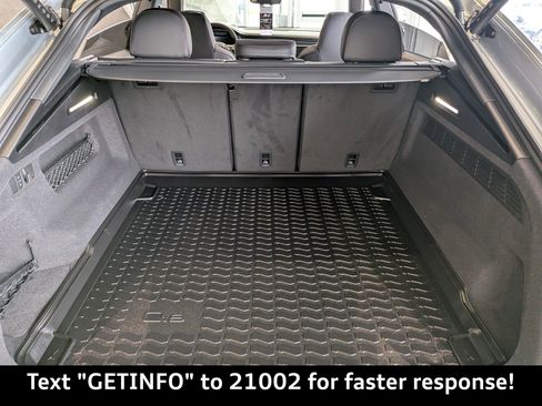 New 2026 Audi Q8 Prestige image 13