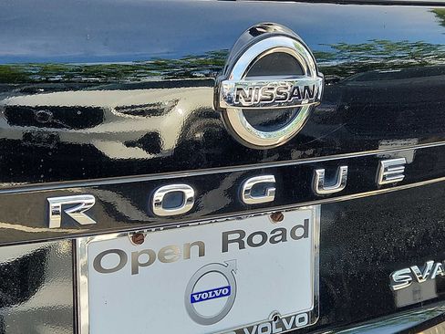 Used 2021 Nissan Rogue SV AWD/4WD image 29