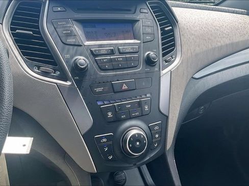 Used 2016 Hyundai Santa Fe Sport FWD image 33