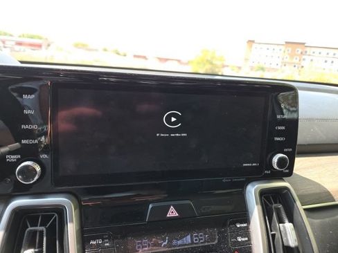 Used 2023 Kia Sorento EX FWD image 8