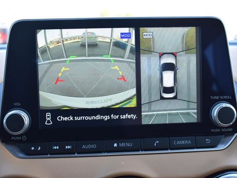 Certified 2025 Nissan Sentra SV w/ SV Premium Package image 35