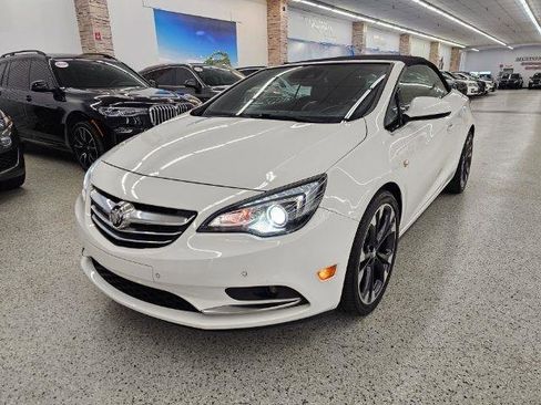 Used 2019 Buick Cascada Premium image 1