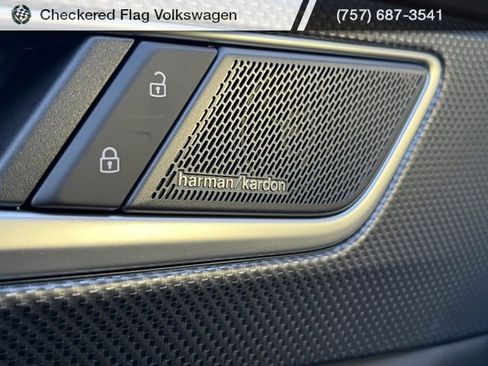 New 2026 Volkswagen Atlas Cross Sport SEL Premium R-Line image 17