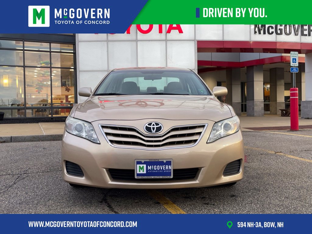 Used 2010 Toyota Camry LE FWD image 8