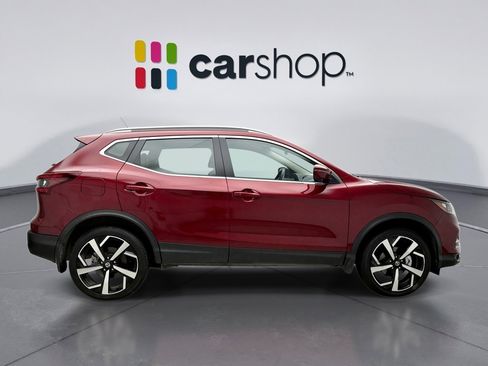 Used 2022 Nissan Rogue Sport SL AWD/4WD image 6