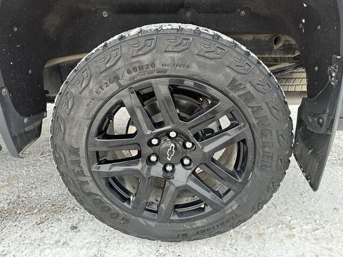 Used 2022 Chevrolet Silverado 1500 LT Trail Boss w/ Bed Protection Package image 7