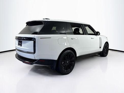 Used 2024 Land Rover Range Rover Long Wheelbase SE AWD/4WD image 7