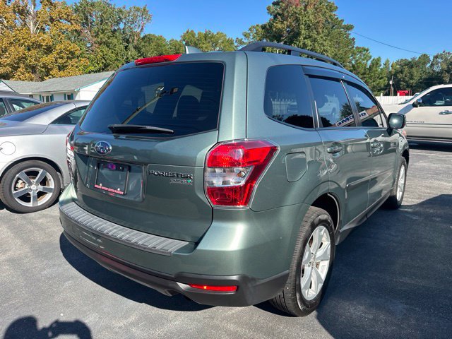 Used 2016 Subaru Forester 2.5i Premium AWD/4WD image 5