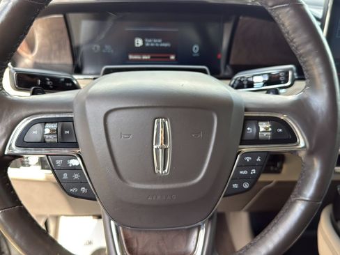 Certified 2024 Lincoln Navigator Reserve AWD/4WD image 14