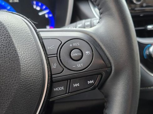 Used 2021 Toyota Corolla XSE image 36