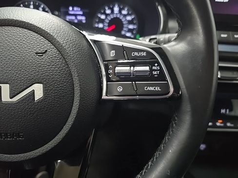 Used 2023 Kia Seltos S w/ Navigation Package AWD/4WD image 21