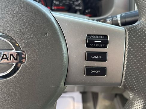Used 2015 Nissan Frontier SV w/ SV Value Truck Package AWD/4WD image 16