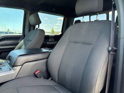 Used 2016 Ford F150 XLT w/ Equipment Group 302A Luxury AWD/4WD image 26