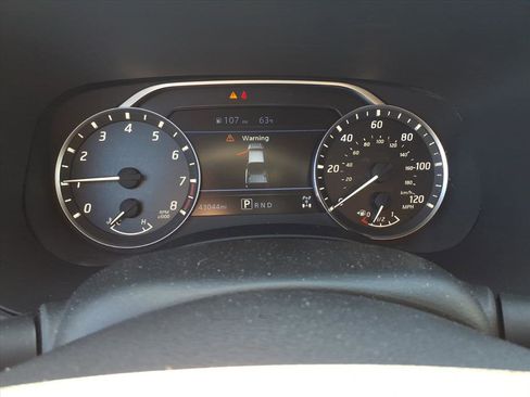 Used 2023 Nissan Frontier SV image 27