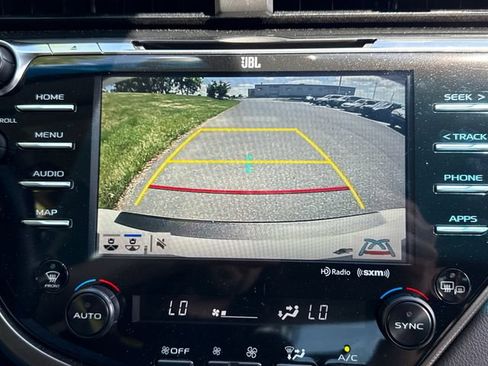 Used 2019 Toyota Camry XSE w/ Navigation Package FWD image 28