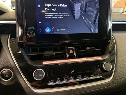 Used 2023 Toyota Corolla Cross LE image 22