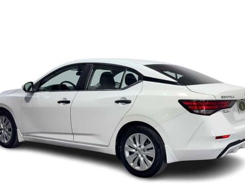 Used 2024 Nissan Sentra S FWD image 4