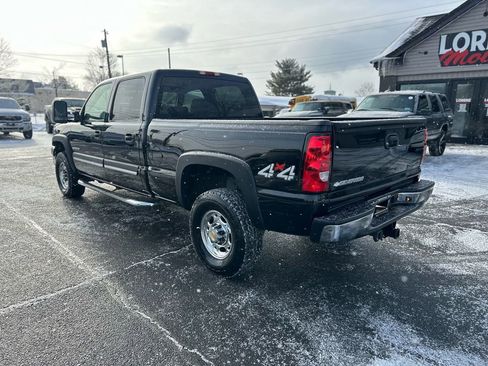 Used 2004 Chevrolet Silverado 2500 LT w/ Skid Plate Package image 3