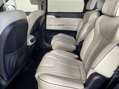 Used 2023 Hyundai Palisade Calligraphy w/ Cargo Package AWD/4WD image 17