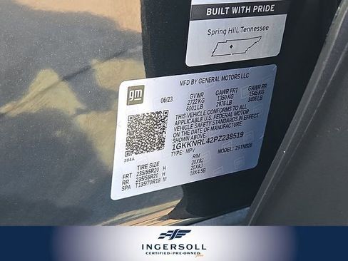 Used 2023 GMC Acadia SLE w/ Driver Convenience Package image 29