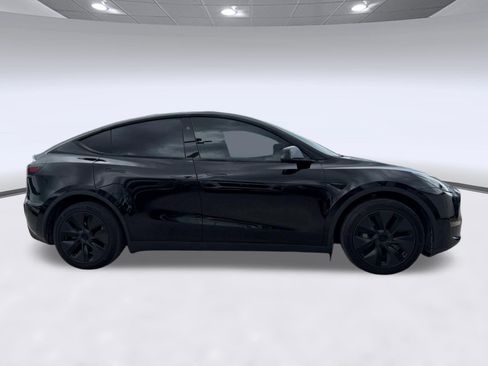 Used 2025 Tesla Model Y Long Range AWD/4WD image 8