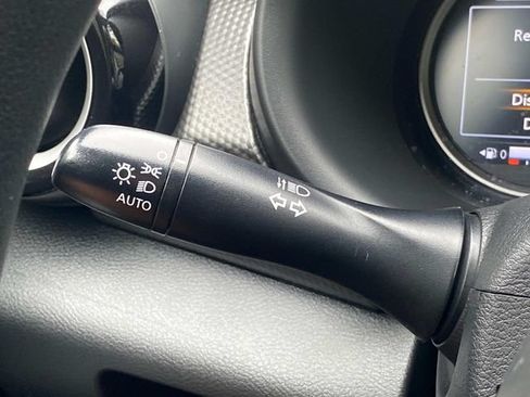 Used 2020 Nissan Kicks SV FWD image 21