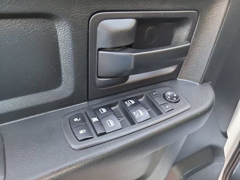 Used 2018 RAM 1500 Tradesman w/ Popular Equipment Group AWD/4WD image 14