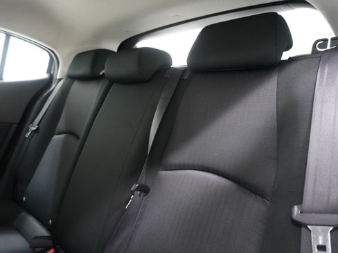 Used 2015 MAZDA MAZDA3 i Sport FWD image 12
