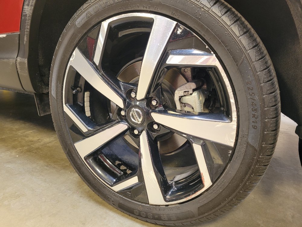 Used 2021 Nissan Rogue Sport SL w/ Premium Package FWD image 31
