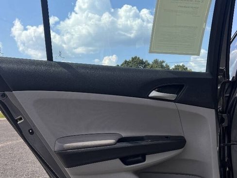 Used 2012 Honda Accord LX image 14