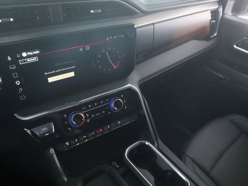 Used 2026 GMC Sierra 3500 Denali AWD/4WD image 27