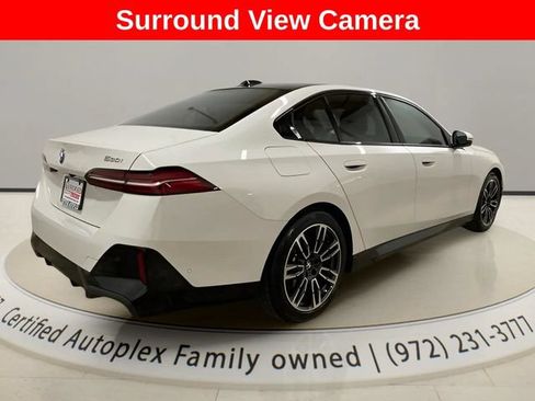 Used 2026 BMW 530i RWD image 5