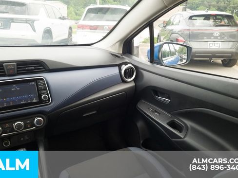 Used 2024 Nissan Versa SV FWD image 18