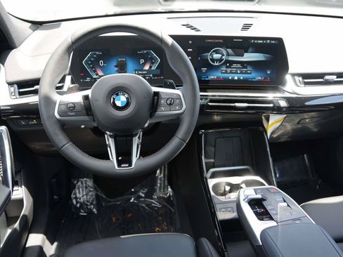 New 2026 BMW X2 xDrive28i w/ M Sport Package AWD/4WD image 7