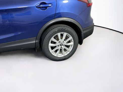 Used 2021 Nissan Rogue Sport SV AWD/4WD image 29
